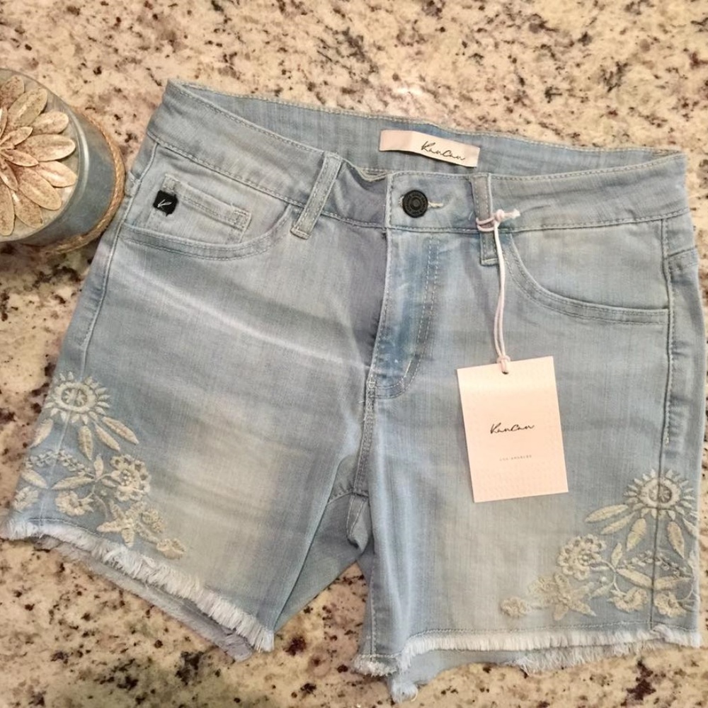 Kancan shorts with embroidered detail